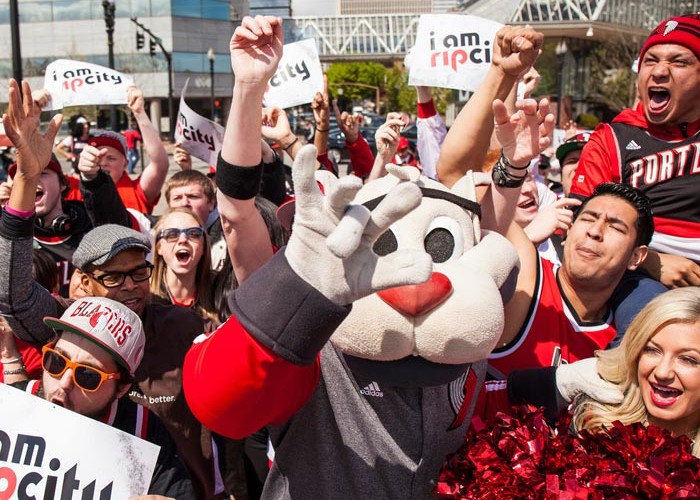 Trail Blazers RIP CITY RALLY - COLLEGE CAMPUS TOUR